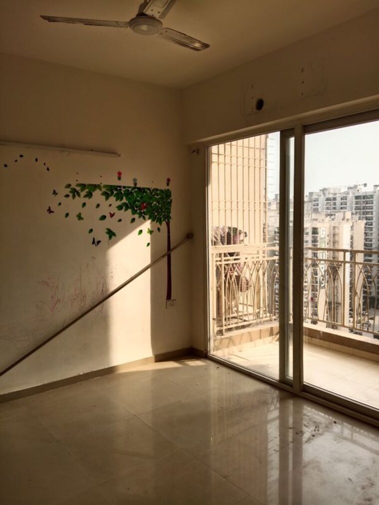 Room, mahagun-my-woods 2 Bedroom 935 Sq.Ft. Apartment In Sector 16c Greater Noida Greater Noida 10604152