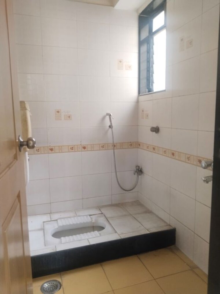Bathroom, gajra-bhoomi-tower 2 Bedroom 1150 Sq.Ft. Apartment In Kharghar Navi Mumbai 10604184