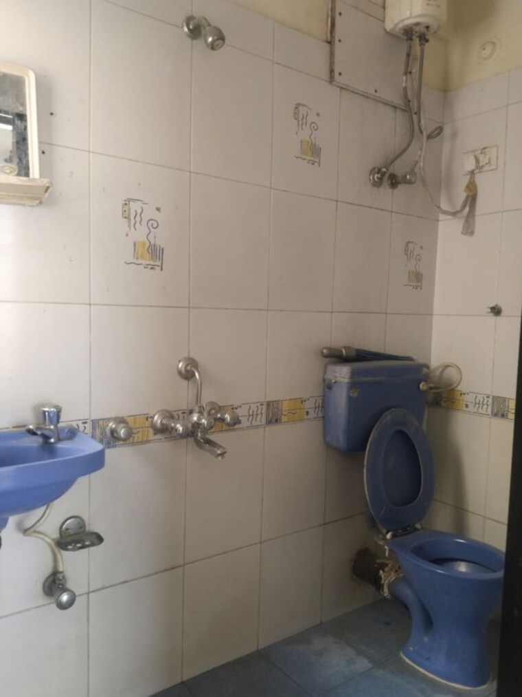 Bathroom, gajra-bhoomi-tower 2 Bedroom 1150 Sq.Ft. Apartment In Kharghar Navi Mumbai 10604184