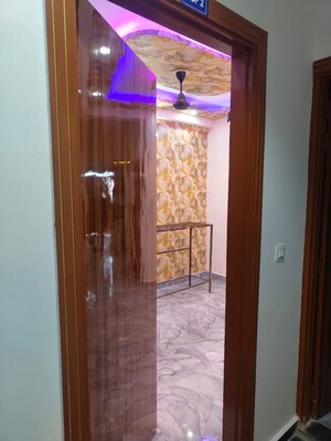 Room in 2 BHK Builder Floor at Dlf Ankur Vihar – for Sale