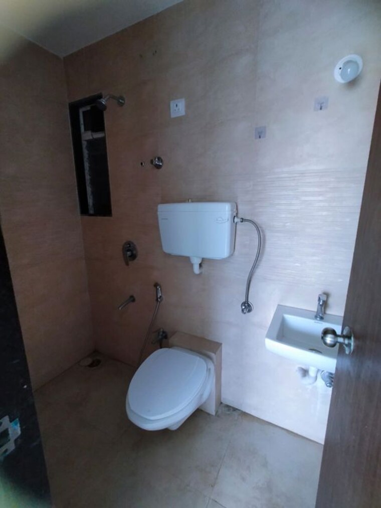 Bathroom, jvm-aroma 1 Bedroom 400 Sq.Ft. Apartment In Kasarvadavali Thane 10604206