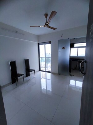 1 BHK Apartment For Rent in JVM Aroma, Kasarvadavali