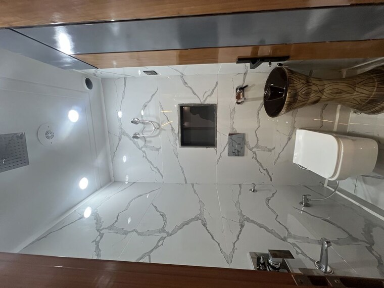 Bathroom, dwarka mor 3 Bedroom 950 Sq.Ft. Builder Floor In Dwarka Mor Delhi 10604205