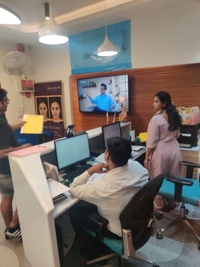 Team Area, green park extension Commercial Office Space 1500 Sq.Ft. In Green Park Extension Delhi 10604243