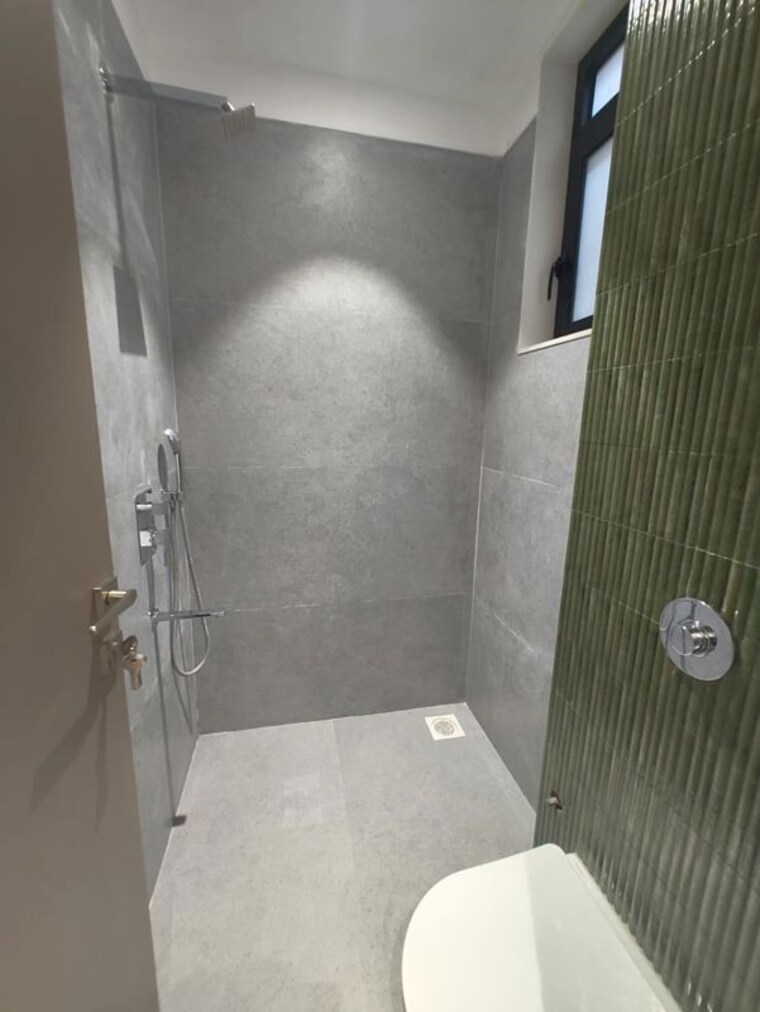 Bathroom, chembur 4 Bedroom 3250 Sq.Ft. Apartment In Chembur Mumbai 10604239