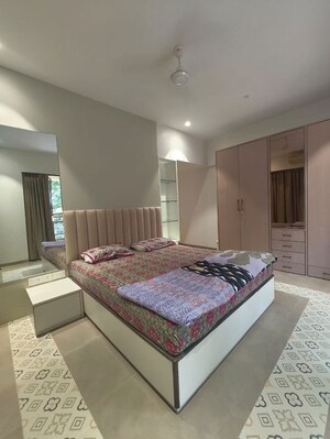 Bedroom in 4 BHK Apartment at Chembur – for Sale