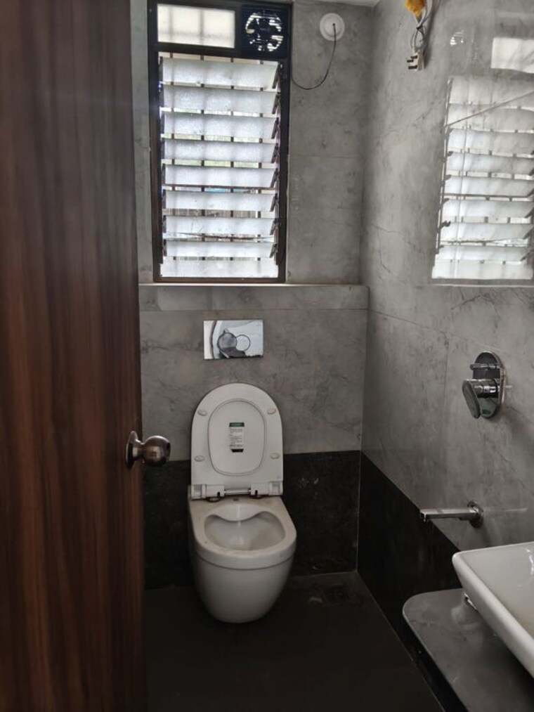 Bathroom, padmachaya-chs 3 Bedroom 1400 Sq.Ft. Apartment In Kharadi Pune 10604237