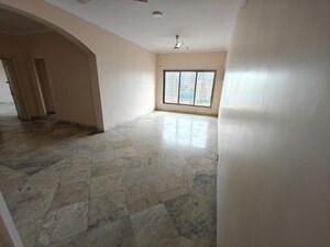 Room in 2 BHK Apartment at Malad Apartment, Malad West – for Sale