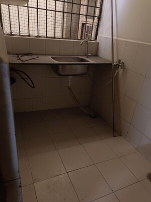 Bathroom in 3 BHK Apartment at The Address, Banjara Hills – for Sale