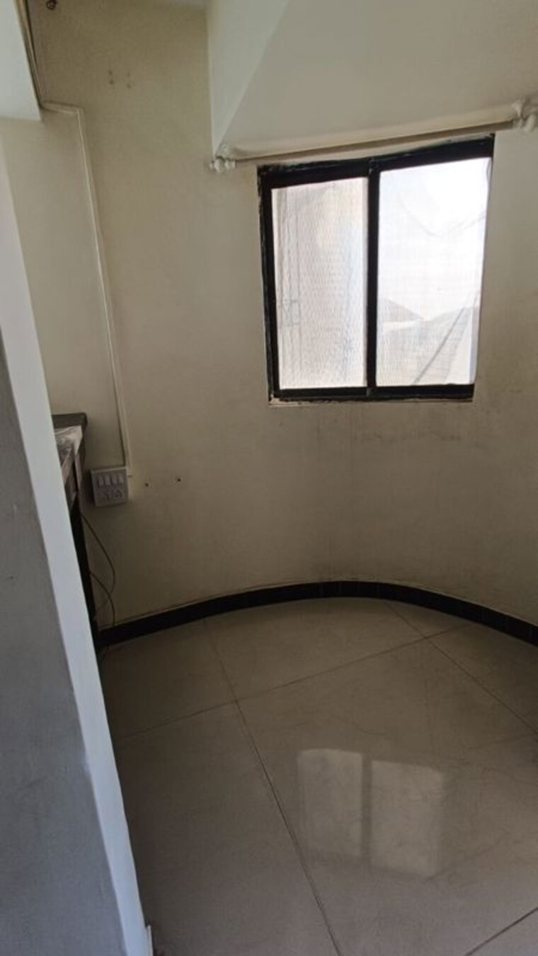 Bathroom, nilgiri-tower 3.5 Bedroom 1800 Sq.Ft. Apartment In Kharghar Navi Mumbai 10604265