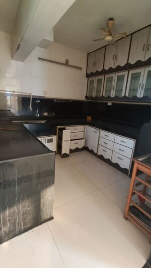Kitchen in 3.5 BHK Apartment at Nilgiri Tower, Kharghar – for Sale