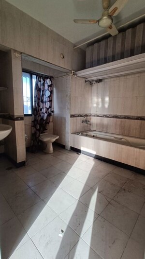 Parking in 3.5 BHK Apartment at Nilgiri Tower, Kharghar – for Sale