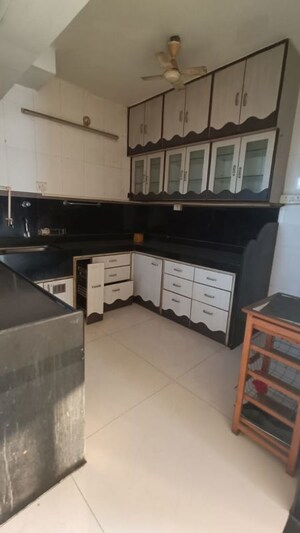 Kitchen in 3.5 BHK Apartment at Nilgiri Tower, Kharghar – for Sale