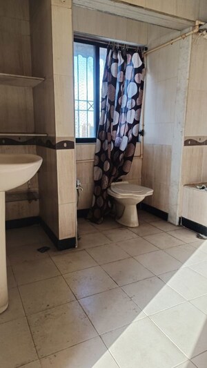 Living Room in 3.5 BHK Apartment at Nilgiri Tower, Kharghar – for Sale