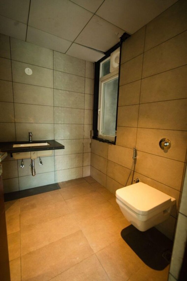 Bathroom, trendset-jayabheri-elevate 3.5 Bedroom 2769 Sq.Ft. Apartment In Madhapur Hyderabad 10604416