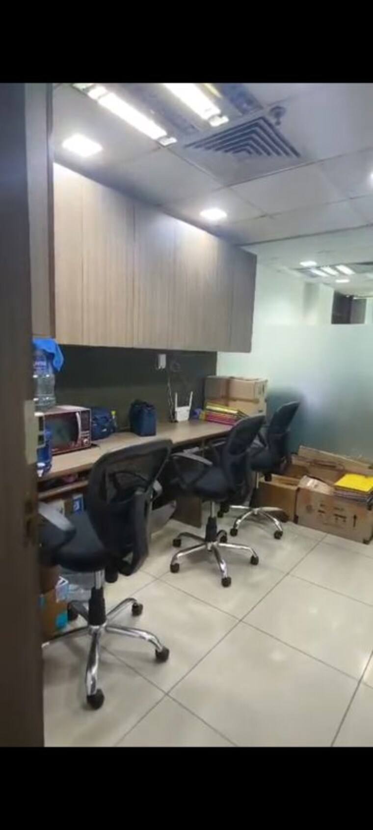 Team Area, netaji subhash place Commercial Office Space 400 Sq.Ft. In Netaji Subhash Place Delhi 10604412