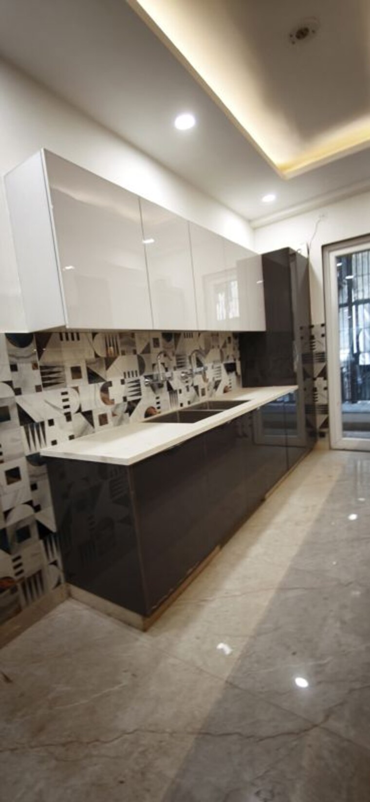 Kitchen, green fields colony 4 Bedroom 280 Sq.Yd. Builder Floor In Green Fields Colony Faridabad 10604442
