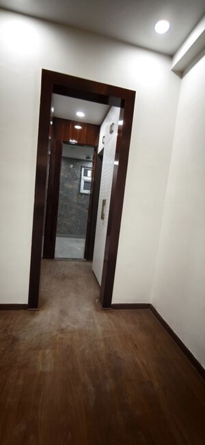 Building Lobby in 4 BHK Builder Floor at Green Fields Colony – for Rent