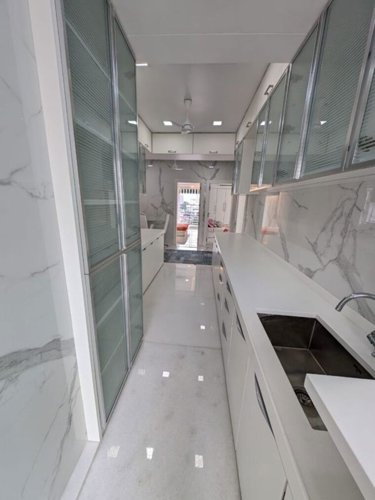 Kitchen, parel 3 Bedroom 1050 Sq.Ft. Apartment In Parel Mumbai 10604438