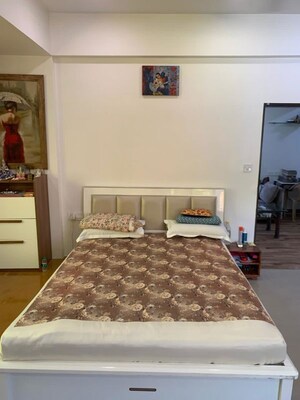 Bedroom in 2 BHK Apartment at Bandra West – for Rent