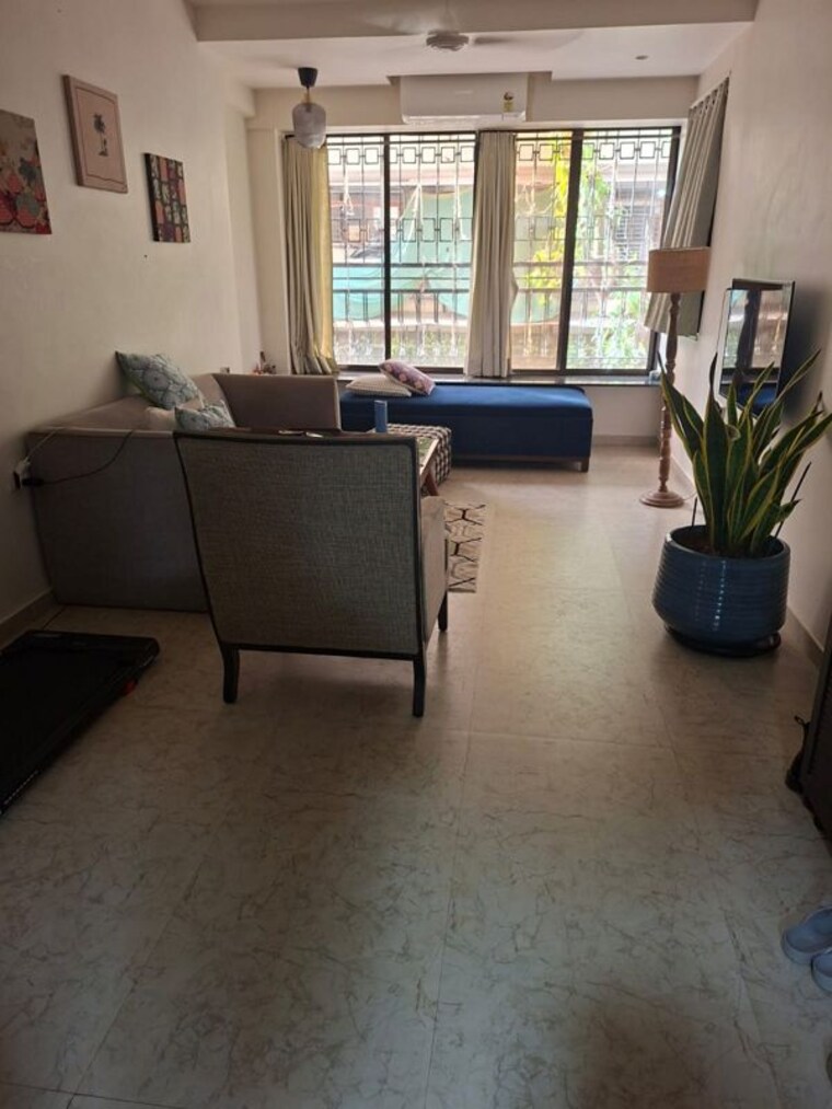 Living Room, khar west 2 Bedroom 700 Sq.Ft. Apartment In Khar West Mumbai 10604499