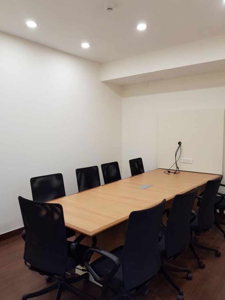 undefined, ab road Commercial Office Space 2300 Sq.Ft. In Ab Road Indore 10604511