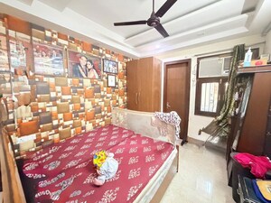 Bedroom in 3 BHK Builder Floor at Vasundhara Pride, Vasundhara Sector 16 – for Rent