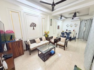 Team Area in 3 BHK Builder Floor at Vasundhara Pride, Vasundhara Sector 16 – for Rent