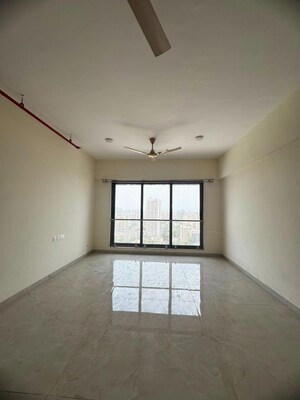 Room in 2 BHK Apartment at IM Applaud 38, Goregaon East – for Rent