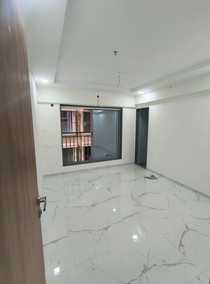 Room in 3 BHK Apartment at Shree Kaveri Heights, Ghatkopar East – for Rent