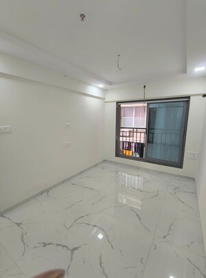 Room in 3 BHK Apartment at Shree Kaveri Heights, Ghatkopar East – for Rent