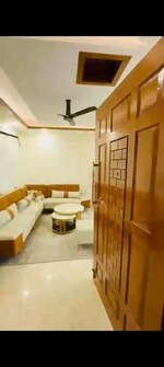 4 BHK + Servant Room 1650 Sq.Ft. Builder Floor in Sector 28