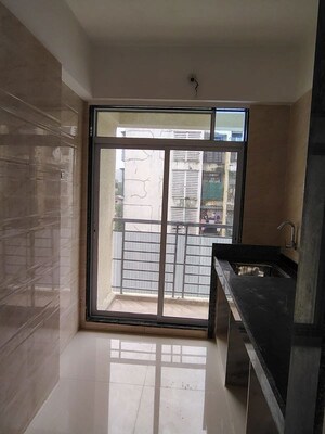 Kitchen in 1.5 BHK Apartment at Ghansoli – for Rent