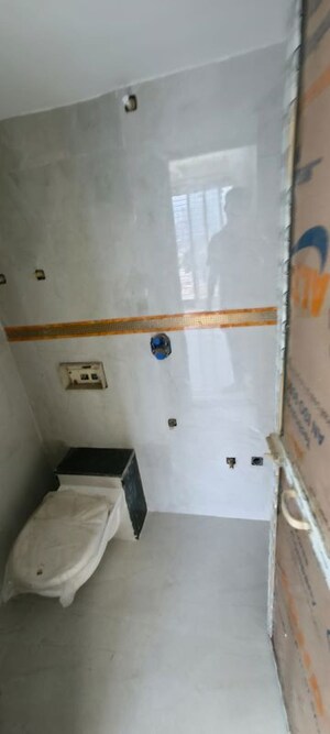 Bathroom in 1 BHK Apartment at Malad West – for Rent