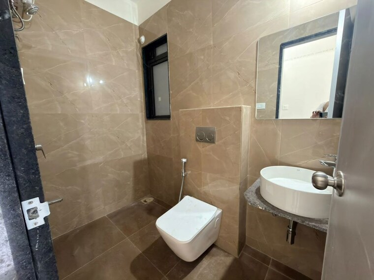 Bathroom, dhamji-shamji-mahavir-spring-tulip-phase-1 3 Bedroom 850 Sq.Ft. Apartment In Pokhran Road No Two Thane 10604606