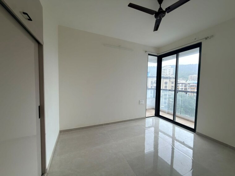 Room, damji-shamji-mahavir-spring-tulip-phase-1 3 Bedroom 858 Sq.Ft. Apartment In Pokhran Road No Two Thane 10604624