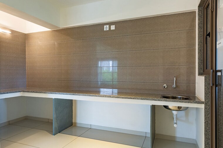 Kitchen, sun-skyview 3 Bedroom 1760 Sq.Ft. Apartment In Shela Ahmedabad 10604580