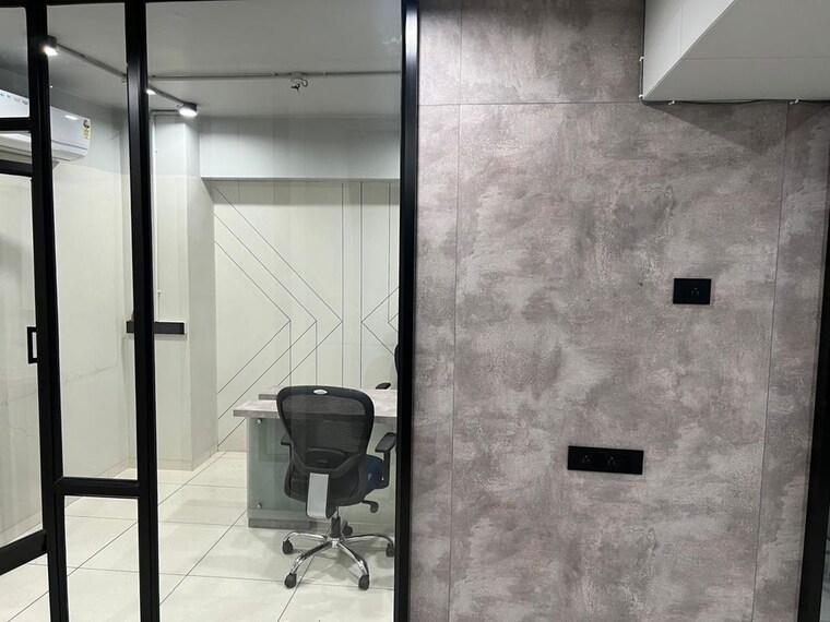 Bathroom, navrangpura Commercial Office Space 1227 Sq.Ft. In Navrangpura Ahmedabad 10604728
