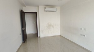 Room in 2 BHK Apartment at Nepean Sea Road – for Sale