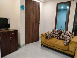 Bedroom in 1 BHK Builder Floor at Palm Residency Chhatarpur, Chattarpur – for Rent