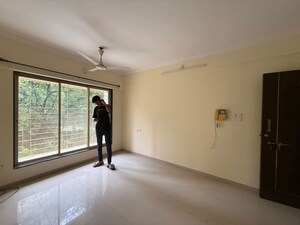 2 BHK Apartment For Rent in VR Bhoomi Acres F Wing, Ghodbunder Road