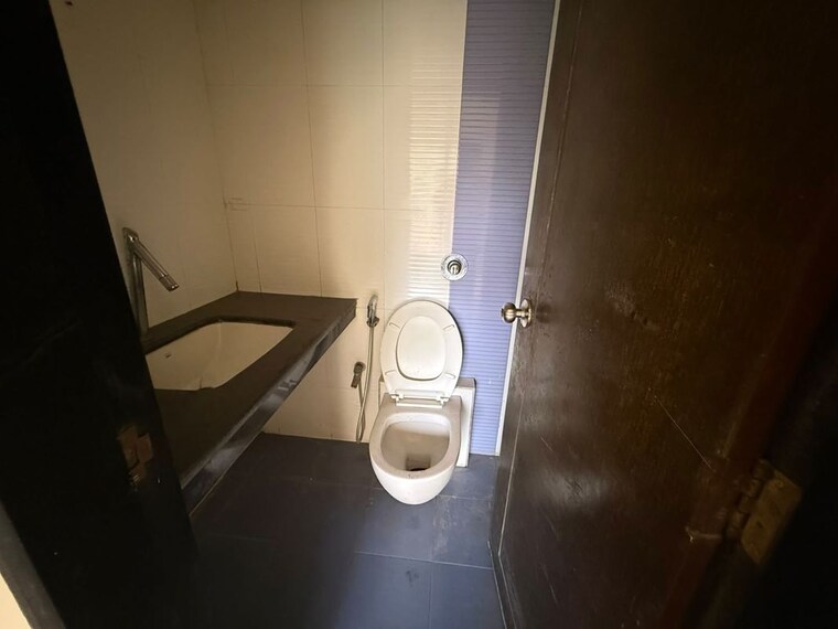 Bathroom, vr-bhoomi-acres-f-wing 2 Bedroom 700 Sq.Ft. Apartment In Ghodbunder Road Thane 10604756