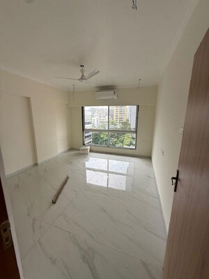 Bedroom in 2 BHK Apartment at Bandra West – for Rent
