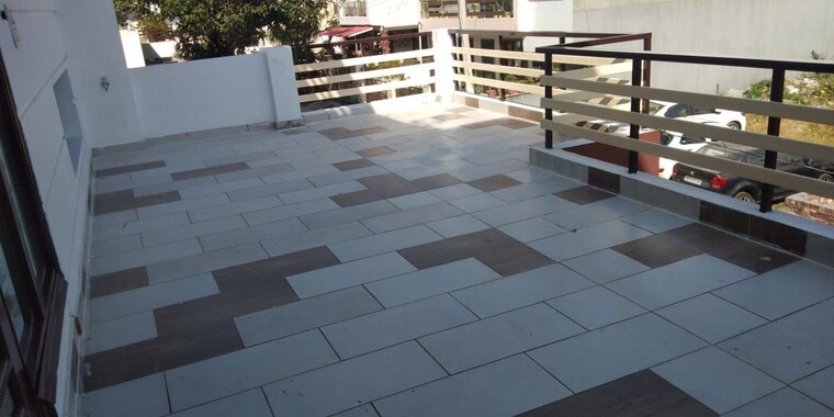Balcony, shahastradhara road 4 Bedroom 200 Sq.Yd. Independent House In Shahastradhara Road Dehradun 10604766