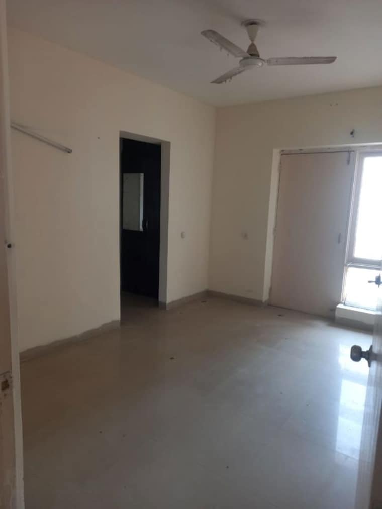 Room, sector 84 3 Bedroom 2250 Sq.Ft. Builder Floor In Sector 84 Faridabad 10604746