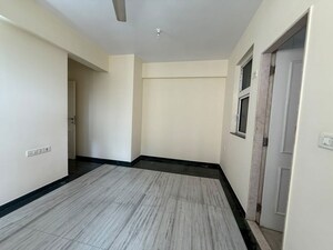 Room in 2 BHK Apartment at Hiranandani Estate Corsica, Ghodbunder Road – for Rent