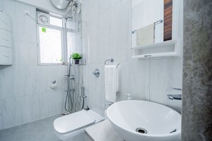 Bathroom in 2 BHK Apartment at Romell Aether, Goregaon East – for Sale