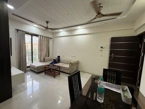 Team Area in 6 BHK Apartment at Kalpataru Hills, Manpada – for Rent