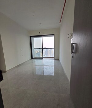 Room in 2 BHK Apartment at Dhamji Shamji Mahavir Spring Tulip Phase 1, Pokhran Road No Two – for Rent