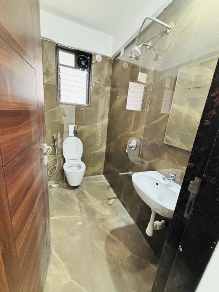 Bathroom, shaligram-sky 3 Bedroom 1120 Sq.Ft. Apartment In Ravet Pune 10604794